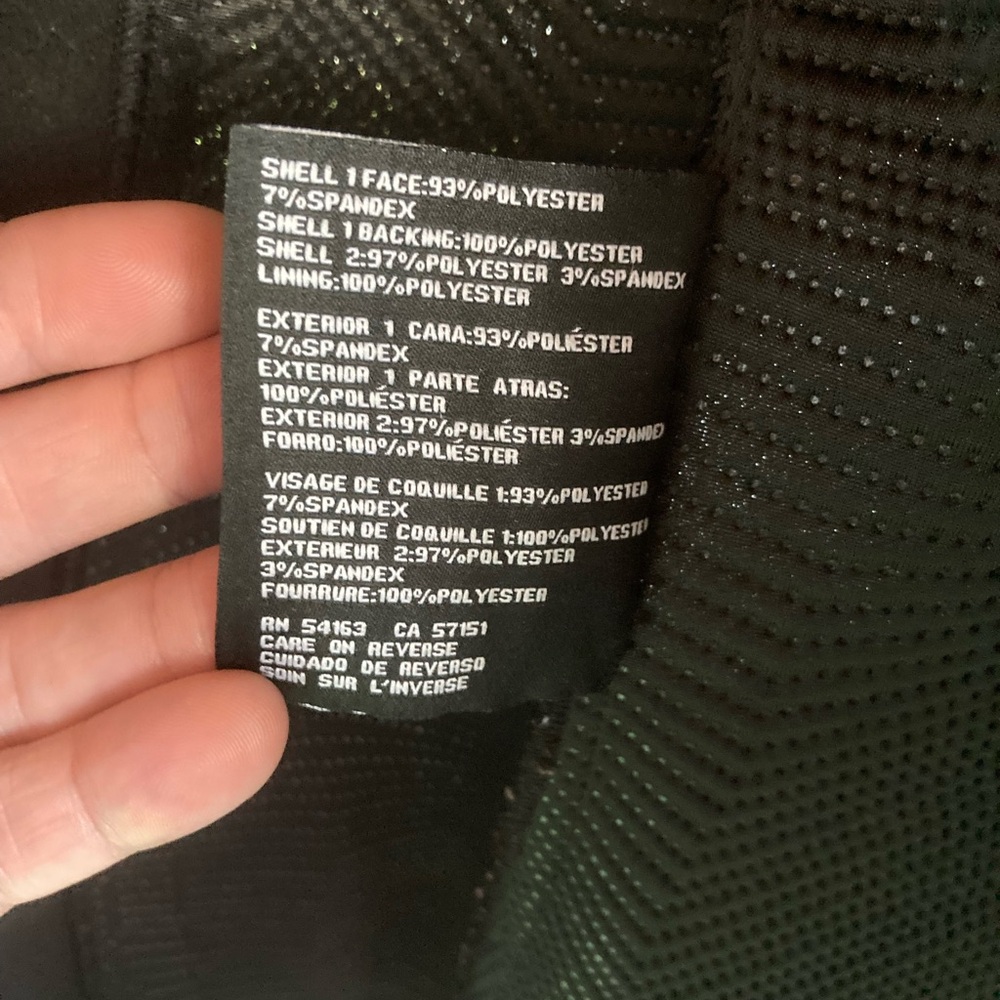 Guess Jacket Like new size XL - Picture 9 of 9